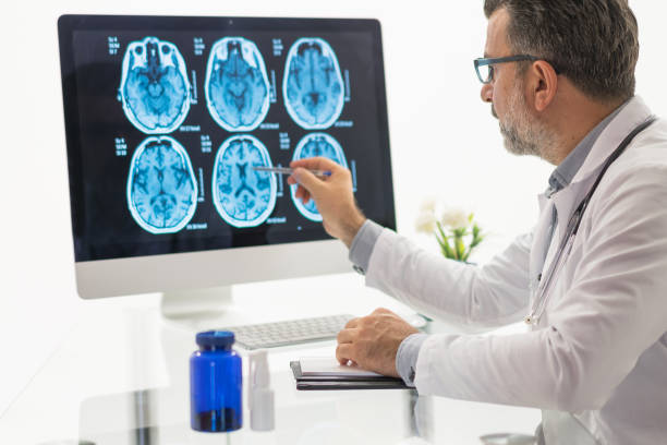 خدمات کلینیک فوق تخصص ستون نورولوژِی